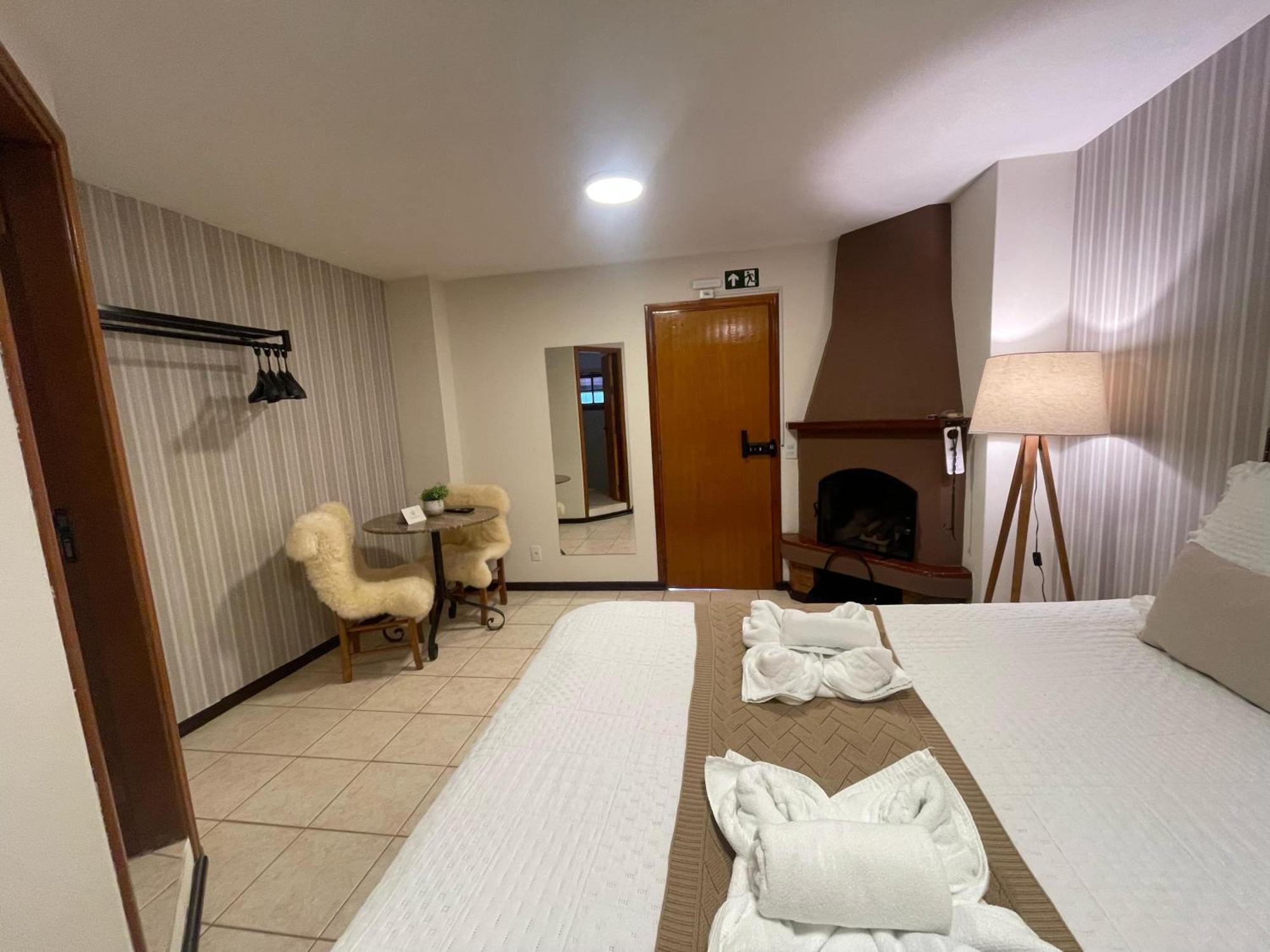Flor De Lua Monte Hotel